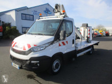 Carrinha comercial plataforma Iveco Daily 35S13