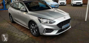 Automobile berlina Ford Focus Turnier ST-Line
