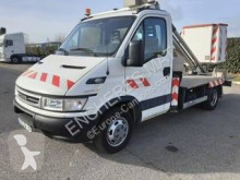 Iveco Daily 35C14 dostawcza zwyżka używana