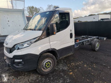 Utilitaire châssis cabine Iveco Daily 35S14