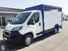 Utilitaire bétaillère Peugeot Boxer 2,0L HDI