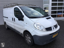 Nyttofordon Renault Trafic 2.0 dCi 115 pk L2H1 APK 8-2021 Navi/Imperiaal/Trekhaak