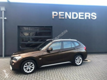 Voiture 4X4 / SUV BMW X1 sDrive 18i*Pano-Dach*AHK*