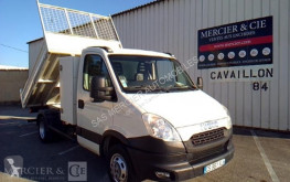Véhicule utilitaire Iveco 35c11