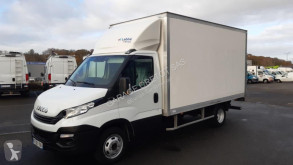 Fourgon utilitaire Iveco Daily 35C16