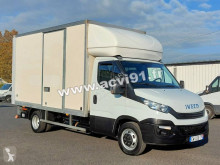 Utilitaire caisse grand volume Iveco Daily 35C15