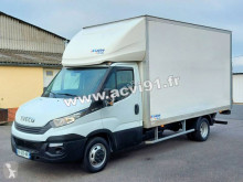 Utilitaire caisse grand volume Iveco Daily 35C16