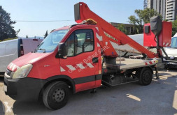 Utilitaire nacelle télescopique Iveco Daily 35S11