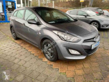 Hyundai i30 cw Trend voiture berline occasion
