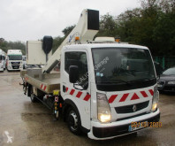 Furgoneta plataforma elevadora sobre camión Renault Maxity 130.35