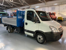 Utilitaire benne tri-benne Iveco Daily 35C15