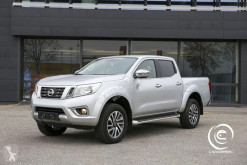 Furgoneta coche pick up Nissan