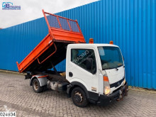 Nissan 35 130 Cabstar Steel suspension, 3 Pers utilitaire benne occasion