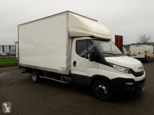 Dostawcza skrzynia o dużej pojemności Iveco Daily 35C16