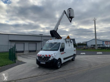 Utilitaire nacelle Renault Master 2.3 DCI