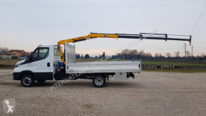 Utilitaire plateau ridelles Iveco Daily 35C18