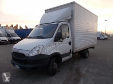 Fourgon utilitaire Iveco Daily 35C11