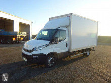 Úžitkové vozidlo veľkoobjemová skriňová dodávka Iveco Daily Hi-Matic 35C16