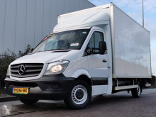 Mercedes large volume box van Sprinter 316 bakwagen + laadklep