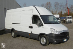 Fourgon utilitaire Iveco Daily 35S15