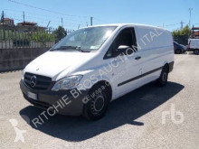 Véhicule utilitaire Mercedes Vito