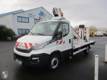 Furgoneta plataforma elevadora sobre camión Iveco Daily 35S12