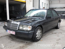 Voiture Mercedes 190