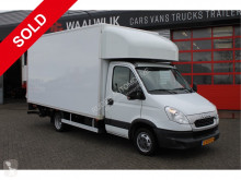 Utilitaire caisse grand volume Iveco 35c15 Luchtgeveerd Luchtvering + Airco+ Cruise d'Hollandia 1000 kg