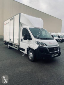 Utilitaire châssis cabine Fiat Ducato