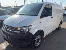 Фургон Volkswagen Transporter
