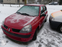Voiture Renault Clio Authentique