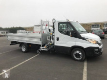Utilitaire plateau ridelles Iveco Daily 35C15