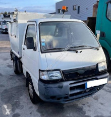 Piaggio Porter 1.3 dostawcza wywrotka standardowa używana