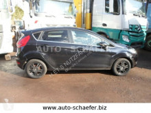 Автомобиль кабриолет Ford Fiesta Titanium