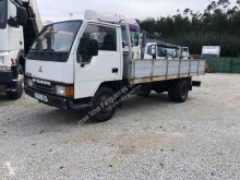 Utilitaire châssis cabine Mitsubishi Canter