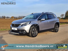 Автомобиль внедорожники 4X4 / SUV Peugeot 2008 1.2 PureTech Allure - 110 Pk - Automaat - Navi - Climate Control - Cruise Control