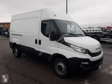 Furgão comercial Iveco 35S16 V
