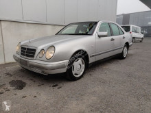 عربة نفعية سيارة عربة مناجم Mercedes Classe E 270 d