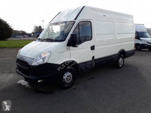 عربة نفعية عربة نفعية مقفلة Iveco Daily 35S13V12