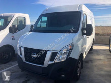 Фургон Nissan NV400