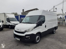 Veículo utilitário Iveco Daily 35S13 furgão comercial usado