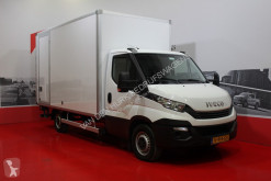 Furgoneta Iveco Daily Bakwagen met laadklep NL AUTO 422x210x224 Zijdeur/3 Pers./Airco/Bluetooth furgoneta caja gran volumen usada