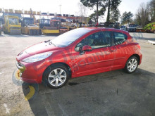 Voiture berline Peugeot 207