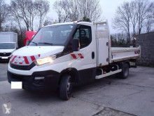 Utilitaire benne Iveco