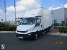 Utilitaire caisse grand volume Iveco Daily 35C16