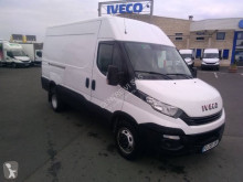 Fourgon utilitaire Iveco Daily 35C14V12