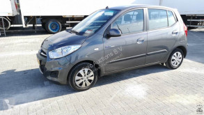 Hyundai i10 1.0i automobile usata