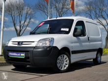 Peugeot Partner 1.6 užitková dodávka použitý
