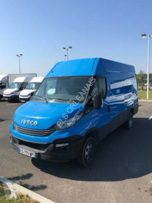 Fourgon utilitaire Iveco Daily 35C15