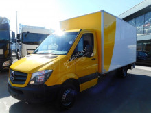 Veículo utilitário carrinha comercial caixa grande volume Mercedes Sprinter 514 CDI